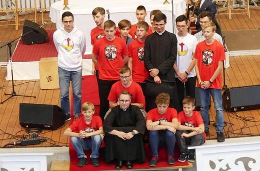 Młodzi w amfiteatrze pod Grojcem w Żywcu - 2021