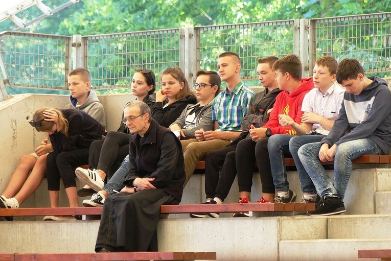 Młodzi w amfiteatrze pod Grojcem w Żywcu - 2021