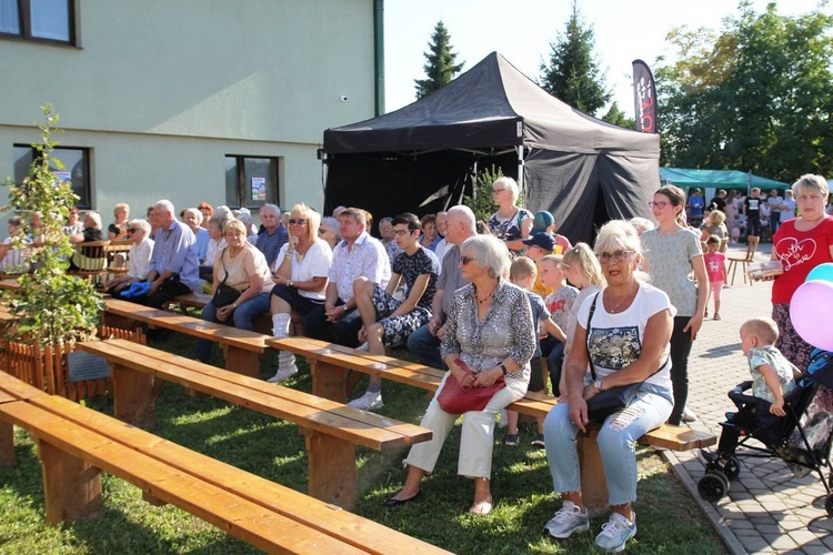 2. Festyn parafialny "Kościół odNowa" na os. Polskich Skrzydeł w Bielsku-Białej - 2021