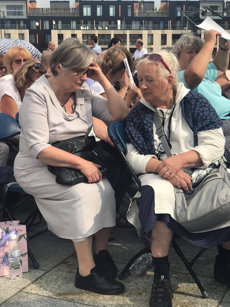 Beatyfikacja kard. Wyszyńskiego i matki Czackiej okiem fotoreporterów