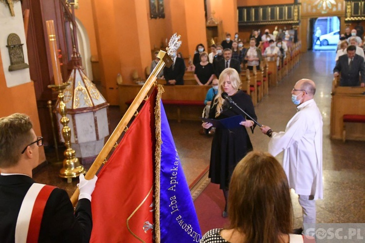 Poświęcenie sztandaru Lubuskiej Okręgowej Izby Aptekarskiej z Zielonej Góry