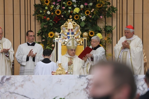 Beatyfikacja kard. Wyszyńskiego i matki Czackiej okiem fotoreporterów