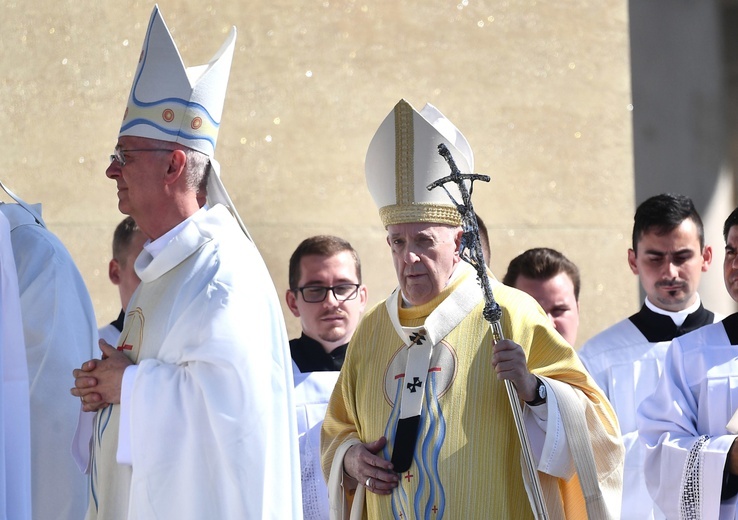 Papież w Budapeszcie mówił wiernym o beatyfikacji w Warszawie