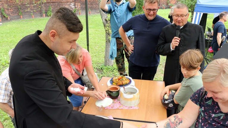 Festyn rodzinny w parafii pw. św. Henryka we Wrocławiu