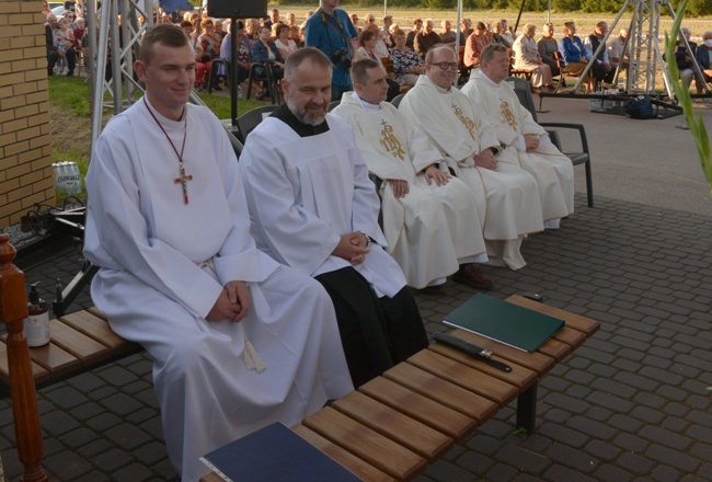 Ceramiczna płytka z kard. Stefanem Wyszyńskim