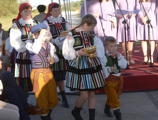 Ceramiczna płytka z kard. Stefanem Wyszyńskim