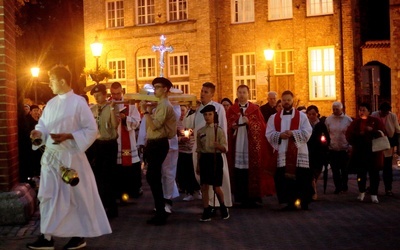 Elbląg. Nabożeństwo Drogi Krzyżowej