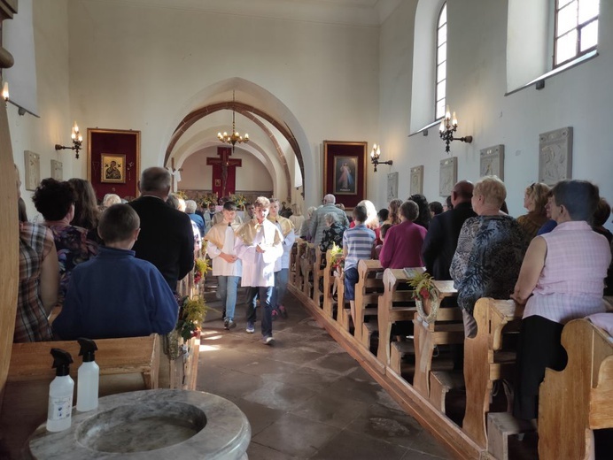 Sady Górne. Połączyli odpust z dożynkami