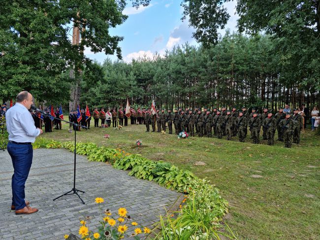 W Kępiu Zaleszańskim oddano hołd poległym podczas I wojny światowej.