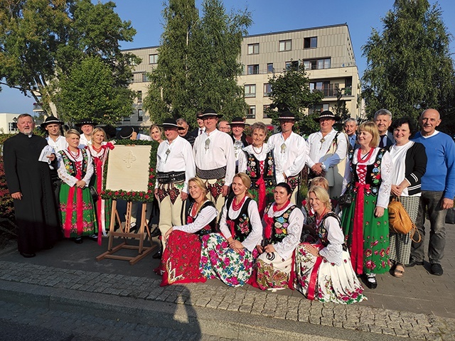 	Cechujący się mocnym charakterem ochotniczanie mają równie wyrazistego patrona.