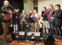 Zespół Fausystem zaprosi tym razem do modlitwy uwielbienia w Górkach Wielkich.