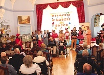 ◄	To wspaniała zabawa nie tylko dla mieszkańców DPS.