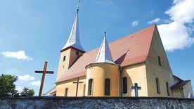 ►	Renesansowy kościół pochodzi z XVI w., choć wiadomo, że wcześniej istniał tu poprzedni.