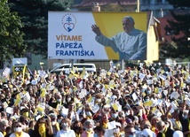 Słowacja: Tłumy wiernych na spotkaniu z papieżem w Preszowie