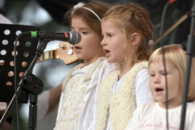 Koncert uwielbienia w Piskorzowie