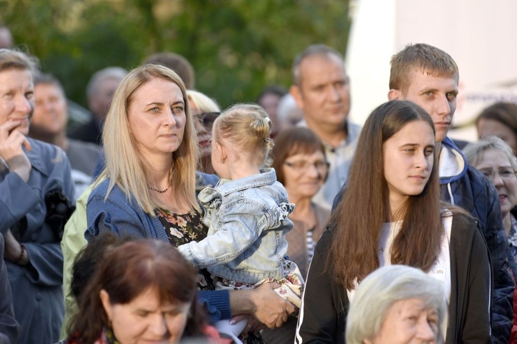 Koncert uwielbienia w Piskorzowie