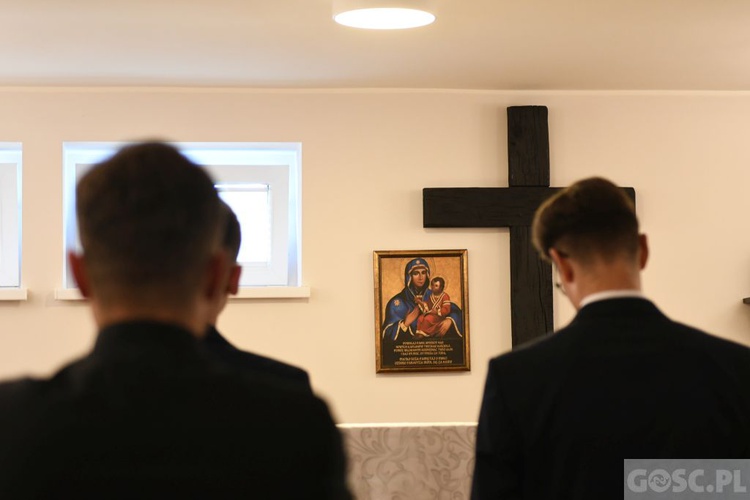 Lubniewice. Bp Lityński spotkał się z kandydatami do seminarium 