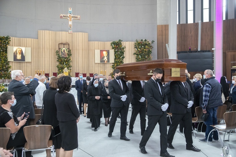 Pogrzeb bp. Mariana Dusia