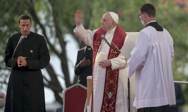 Papież: Kościół szkołą wolności, kreatywności i dialogu