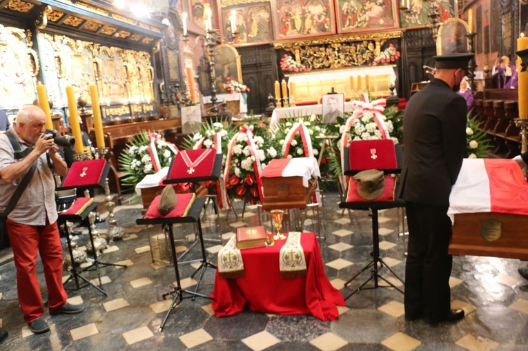 Pogrzeb żołnierzy podziemia niepodległościowego