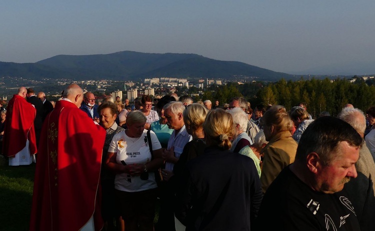 20. Msza św. za Bielsko-Białą pod Krzyżem na Trzech Lipkach - 2021