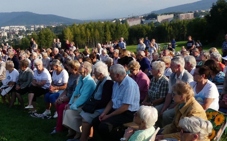 20. Msza św. za Bielsko-Białą pod Krzyżem na Trzech Lipkach - 2021