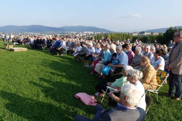 20. Msza św. za Bielsko-Białą pod Krzyżem na Trzech Lipkach - 2021