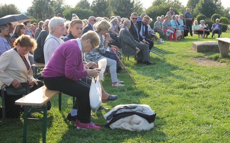 20. Msza św. za Bielsko-Białą pod Krzyżem na Trzech Lipkach - 2021