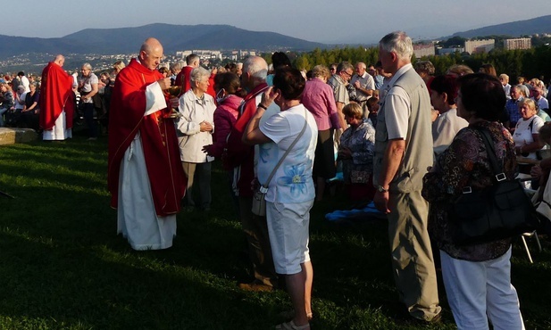 Po raz 20. bielszczanie i duszpasterze spotkali się 14 września na Eucharystii na wzgórzu Trzy Lipki.