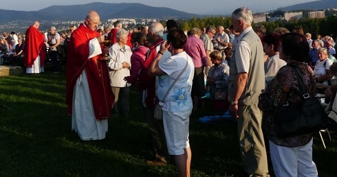 Po raz 20. bielszczanie i duszpasterze spotkali się 14 września na Eucharystii na wzgórzu Trzy Lipki.