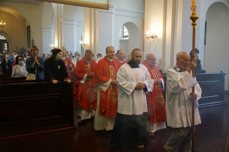 Odpustowa celebra u kłodzkich klarysek