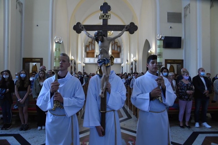 Droga Krzyżowa w Stróżach