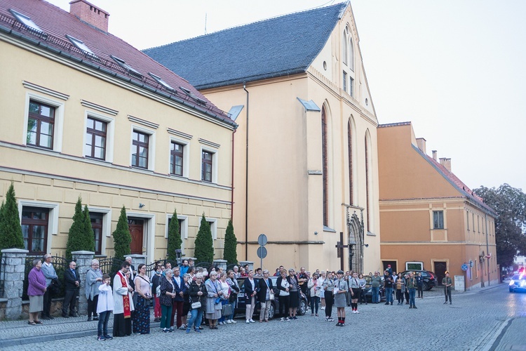 Droga krzyżowa ulicami Strzegomia