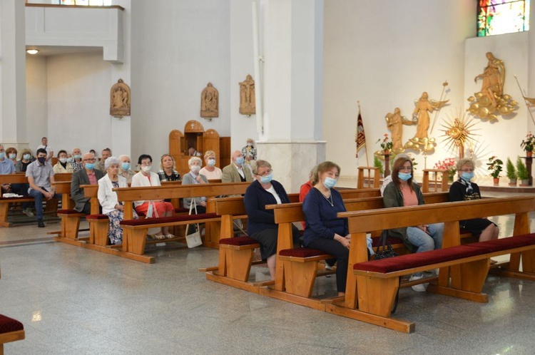 Odpust w parafii Podwyższenia Krzyża Świętego w Wałbrzychu