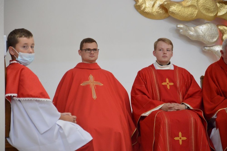 Odpust w parafii Podwyższenia Krzyża Świętego w Wałbrzychu