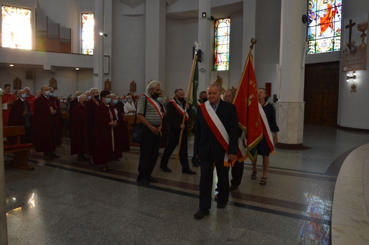 Odpust w parafii Podwyższenia Krzyża Świętego w Wałbrzychu