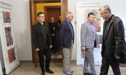 Otwarcie salki muzealnej prezentującej dzieje wizerunku Matki Bożej Kazimierzowskiej i sanktuarium w Rajczy.