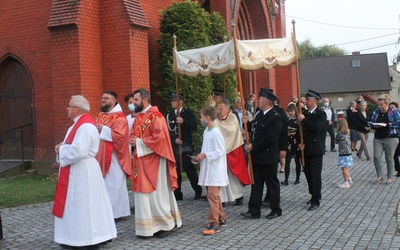 Rzeszotary. Odpust na Podwyższenie Krzyża Świętego