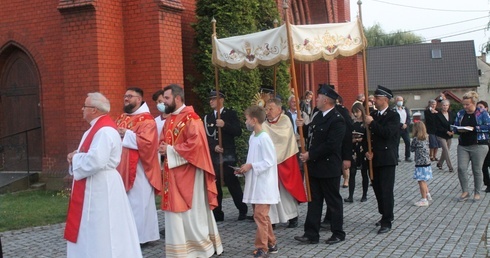 Rzeszotary. Odpust na Podwyższenie Krzyża Świętego
