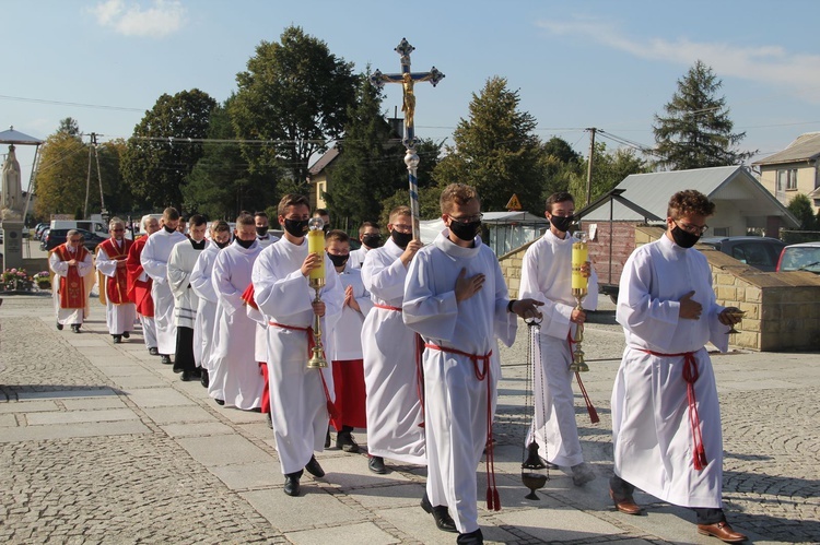 Mogilno. Błogosławieństwo organów i żyrandoli