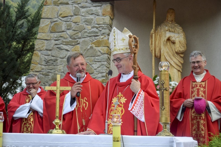 Ochotnica Dolna. Poświęcenie placu pod budowę nowego kościoła