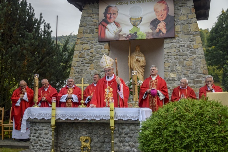 Ochotnica Dolna. Poświęcenie placu pod budowę nowego kościoła