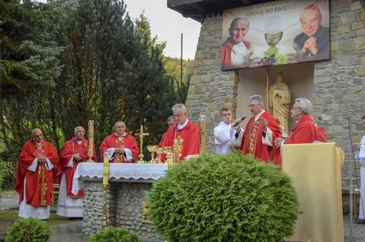 Ochotnica Dolna. Poświęcenie placu pod budowę nowego kościoła