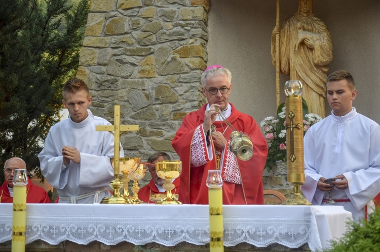 Ochotnica Dolna. Poświęcenie placu pod budowę nowego kościoła