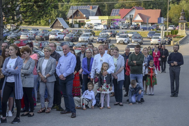 Ochotnica Dolna. Poświęcenie placu pod budowę nowego kościoła