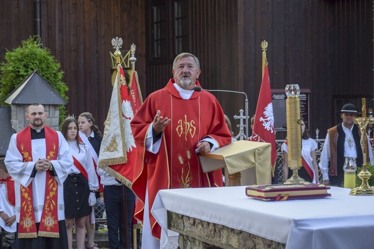 Ochotnica Dolna. Poświęcenie placu pod budowę nowego kościoła