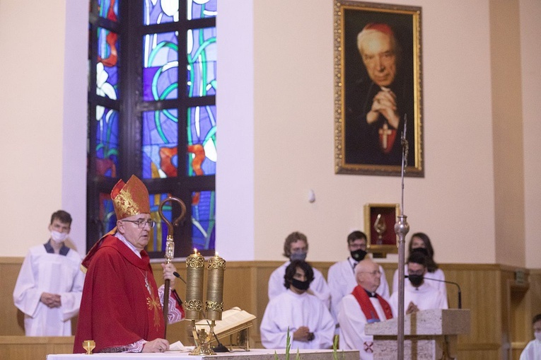 Bierzmowani w parafii św. Krzysztofa na Piaskach