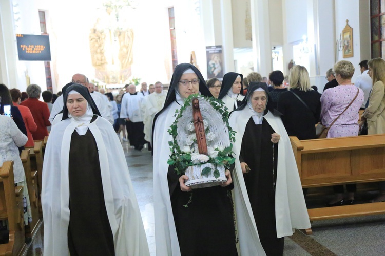 Procesja z Maryją z Kibeho