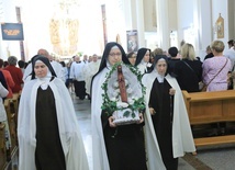 Procesja z Maryją z Kibeho