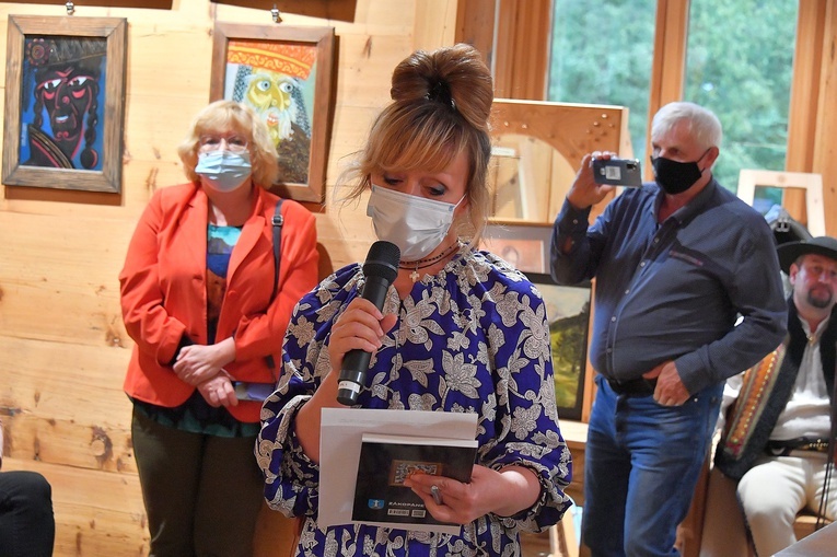 Frasobliwy w drewnie i na obrazie